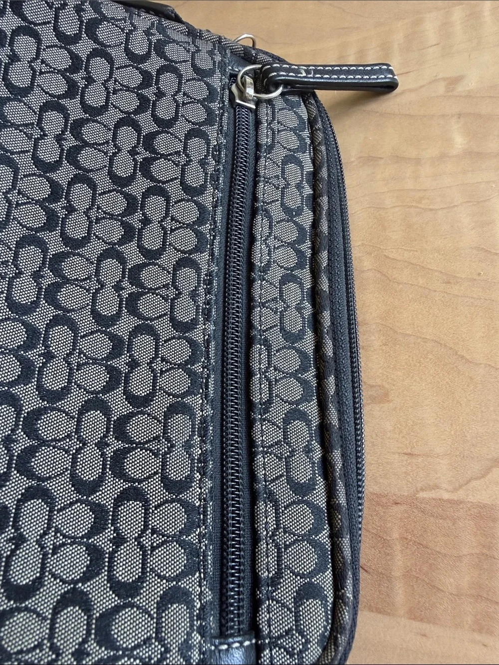 Vintage COACH Monogram Canvas Leather Trim Cosmetic Mini Zip Bag Black - Picture 10 of 11